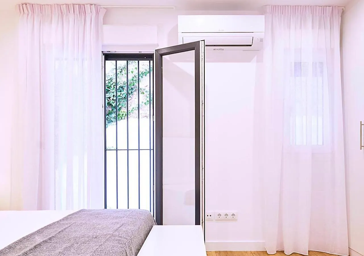 Precioso Duplex Con Patio Junto A La Catedral Apartment Cadiz 0*,