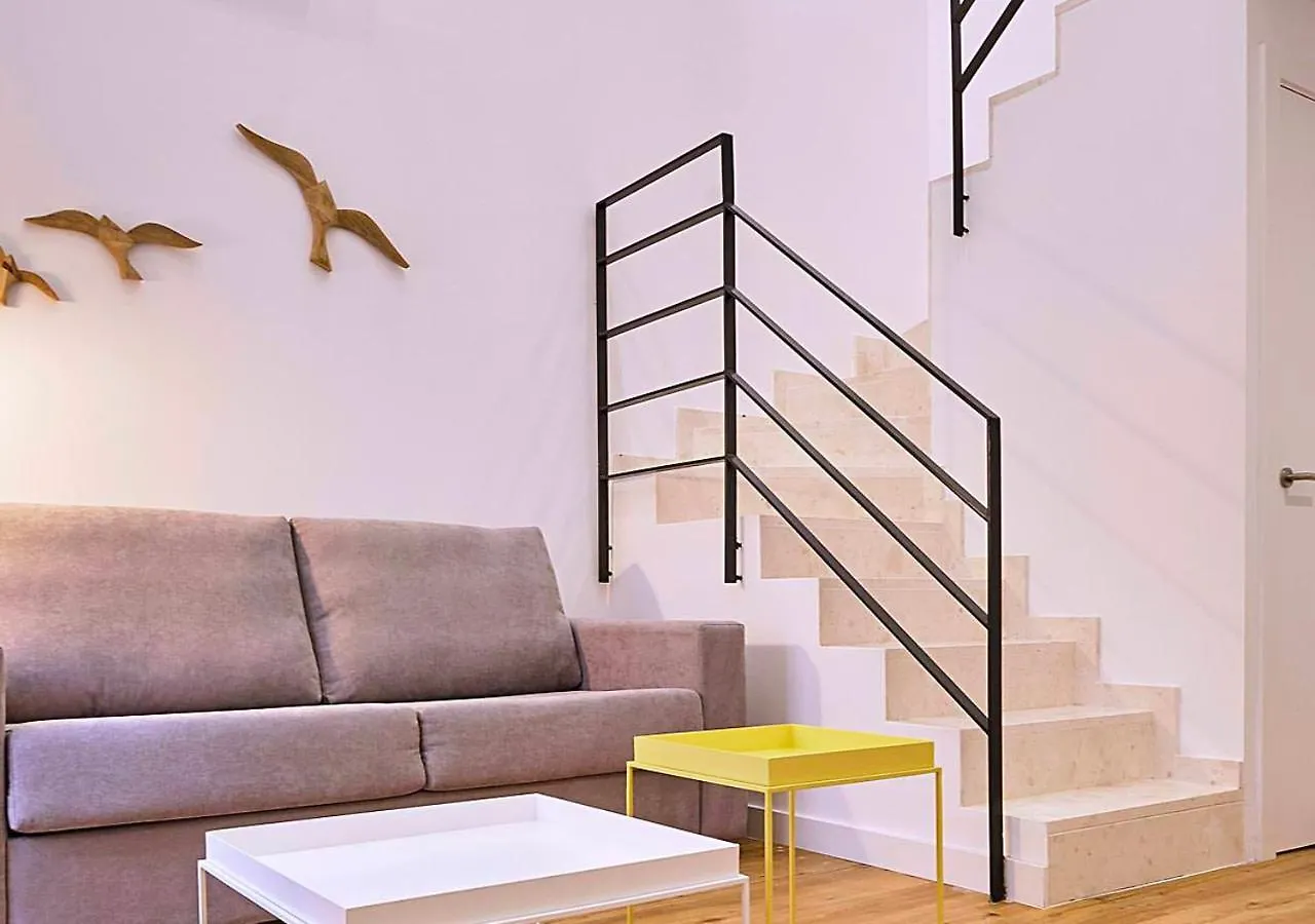 Precioso Duplex Con Patio Junto A La Catedral Apartment Cadiz 0*,  Spain